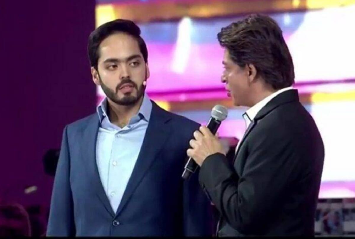 when Shah rukh Khan asked to Mukesh Ambani son Anant Ambani his first salary