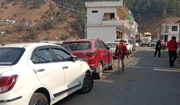 No Parking in Someshwar