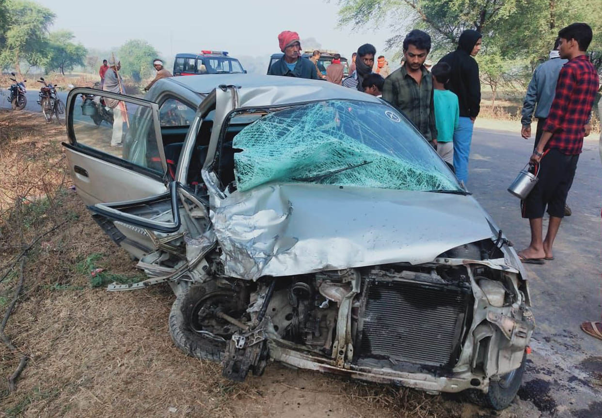High court advocate dies in car collision