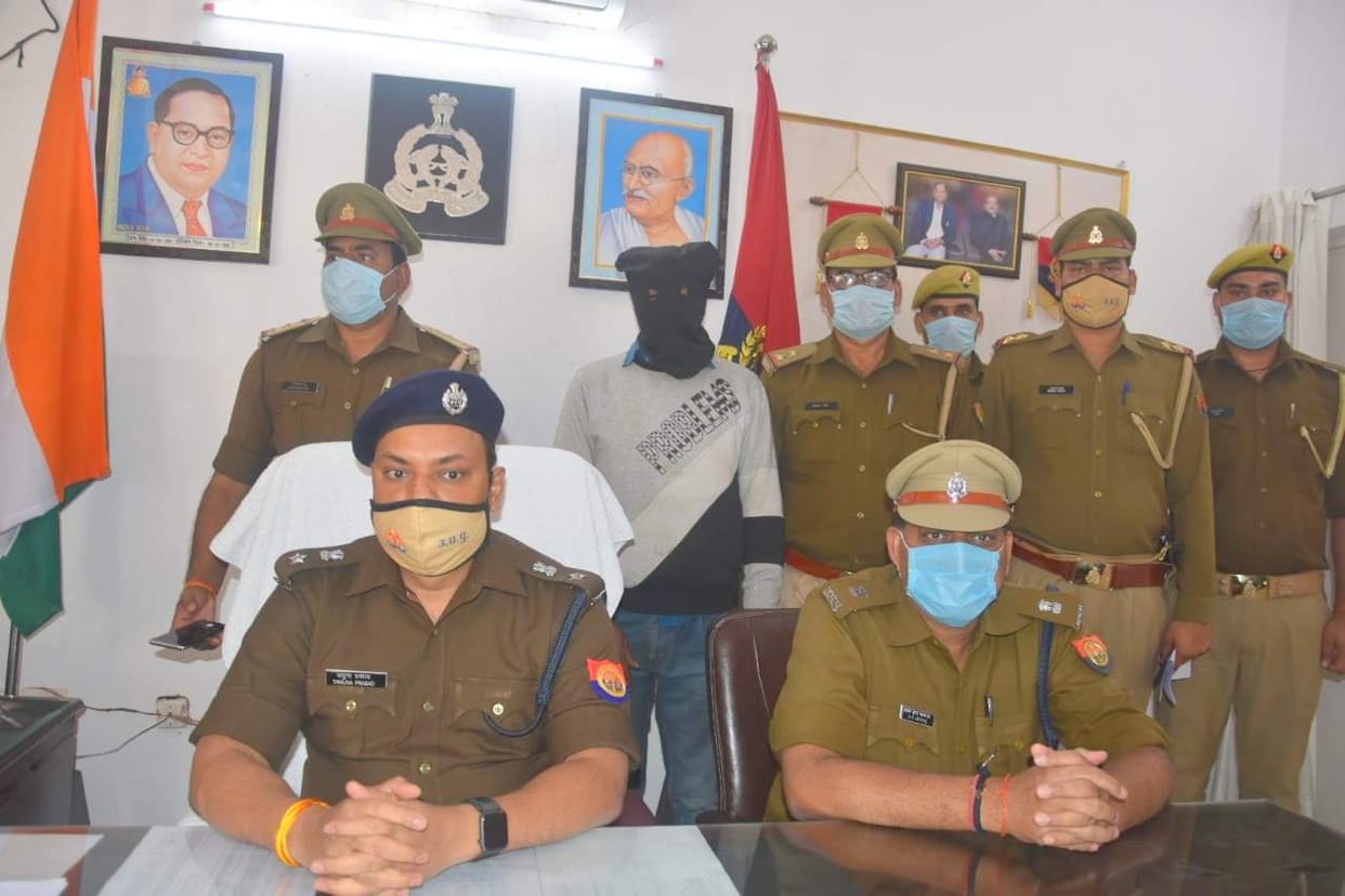 police caught 18 lakh illegal liquor
