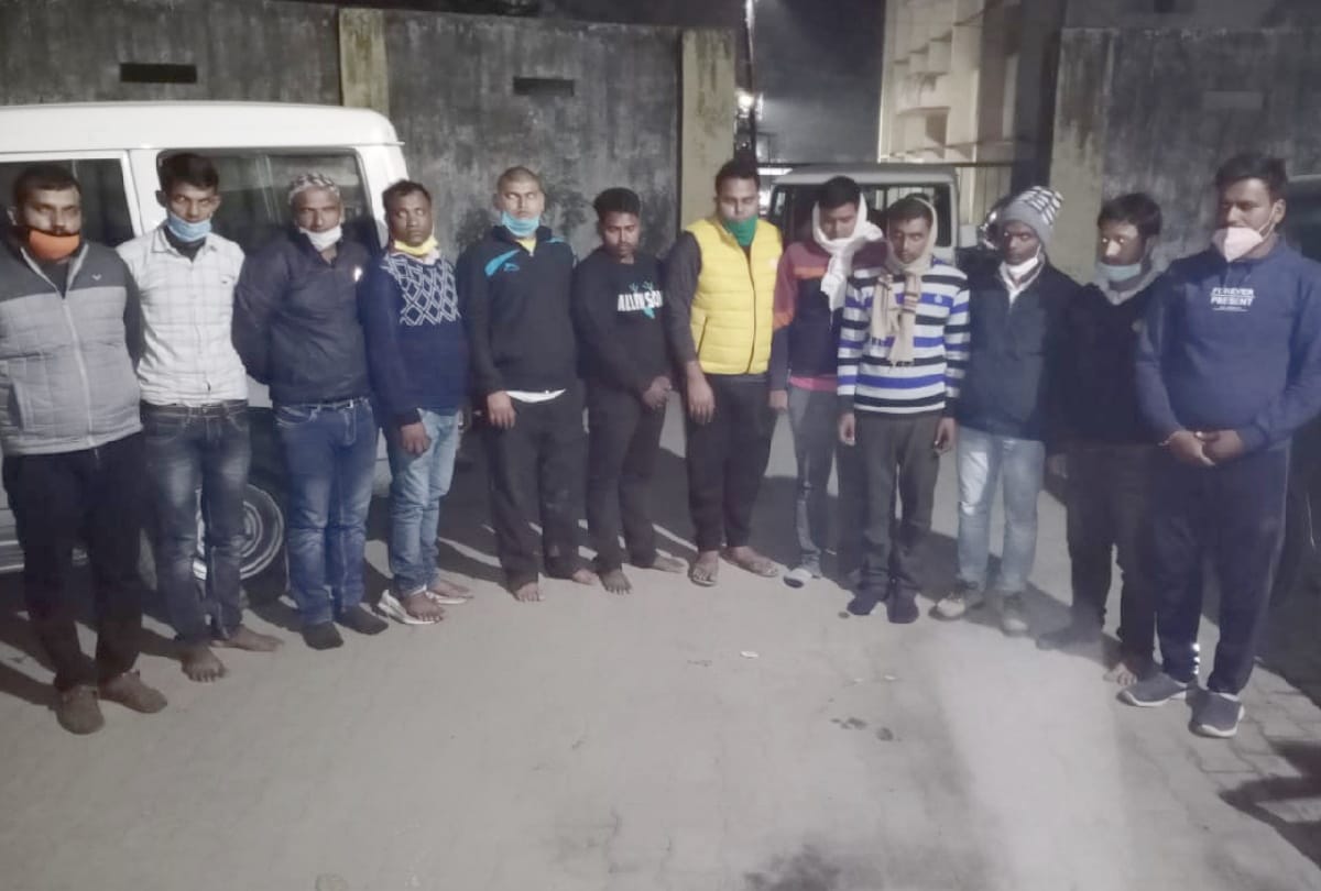 STF busted solver gang and twelve accused arrested for Delhi Police recruitment exam mess