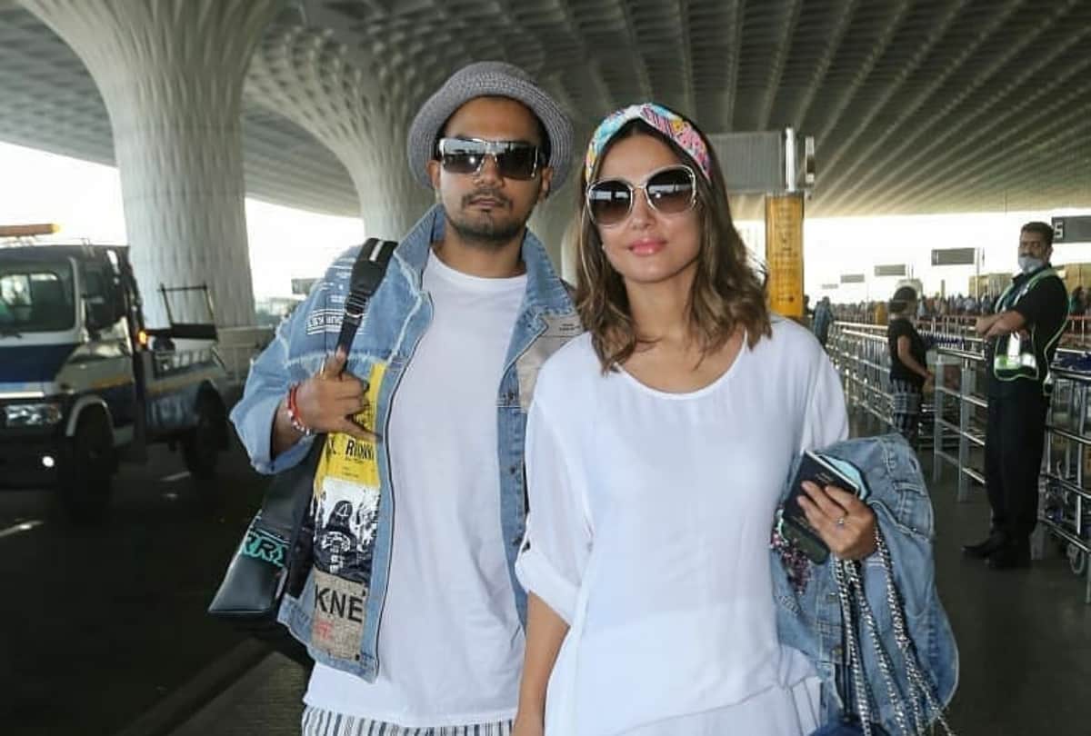 hina khan latest airport look in blue top with cream palazzo fails impress the fashion lover