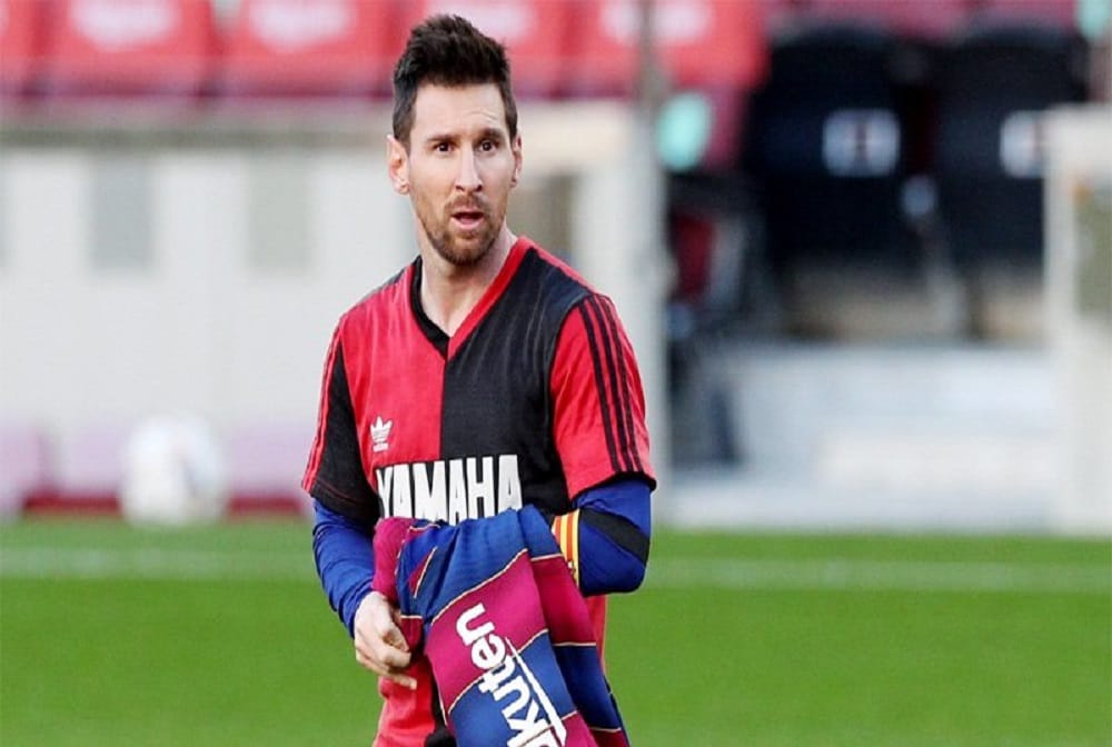 Lionel Messi salutes Maradona as Barcelona trounce Osasuna