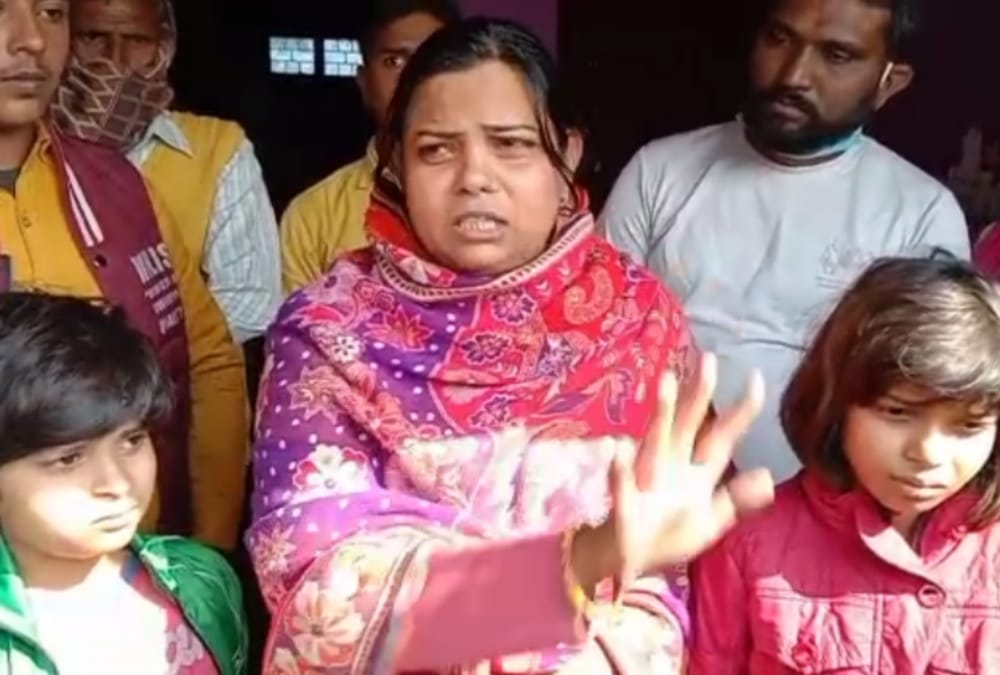 Journalist Rakesh Singh's wife said I will self immolate if not get justice.