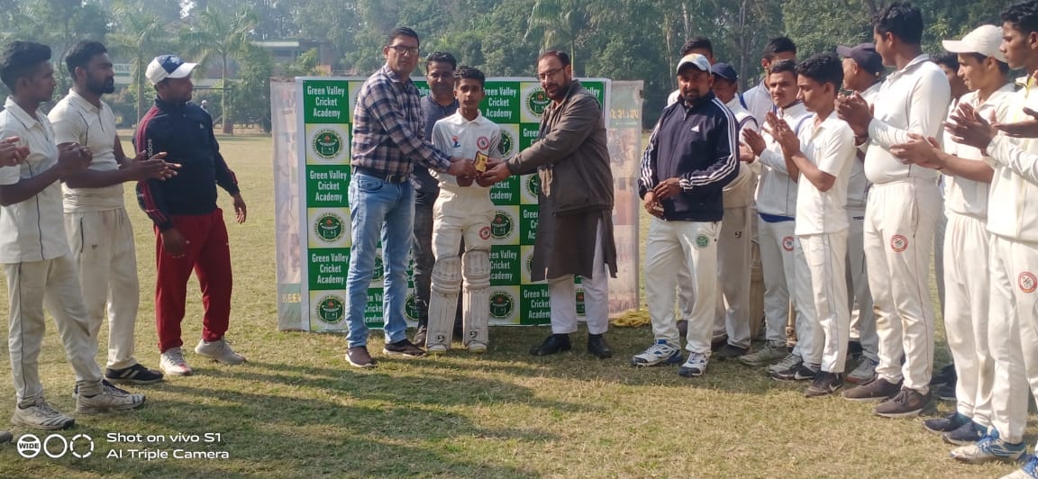 After winning the inaugural match, Nakud's team entered the upcoming points