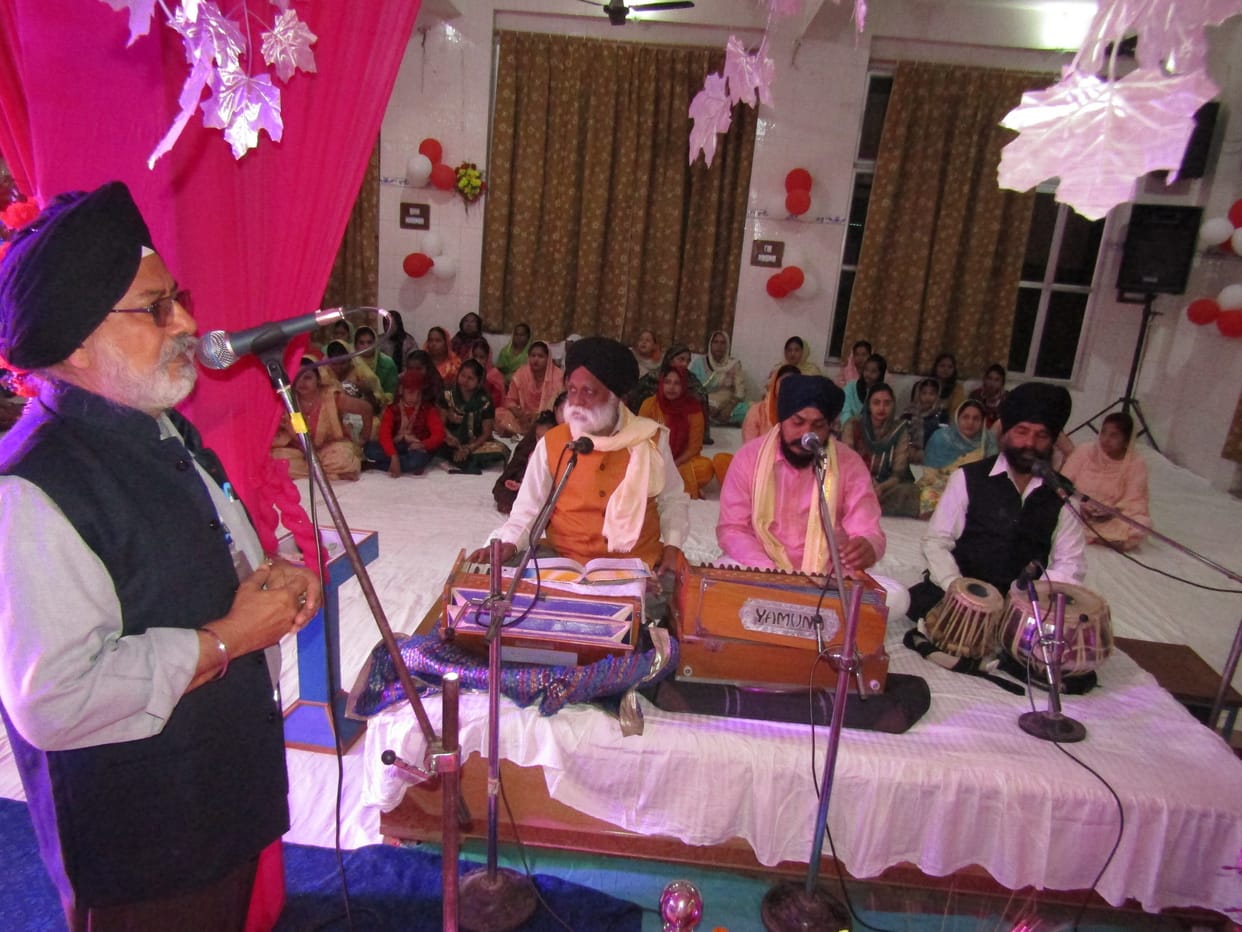 Birth Anniversary of Gurunanak Dev ji celebrated with great pomp in Sonbhadra
