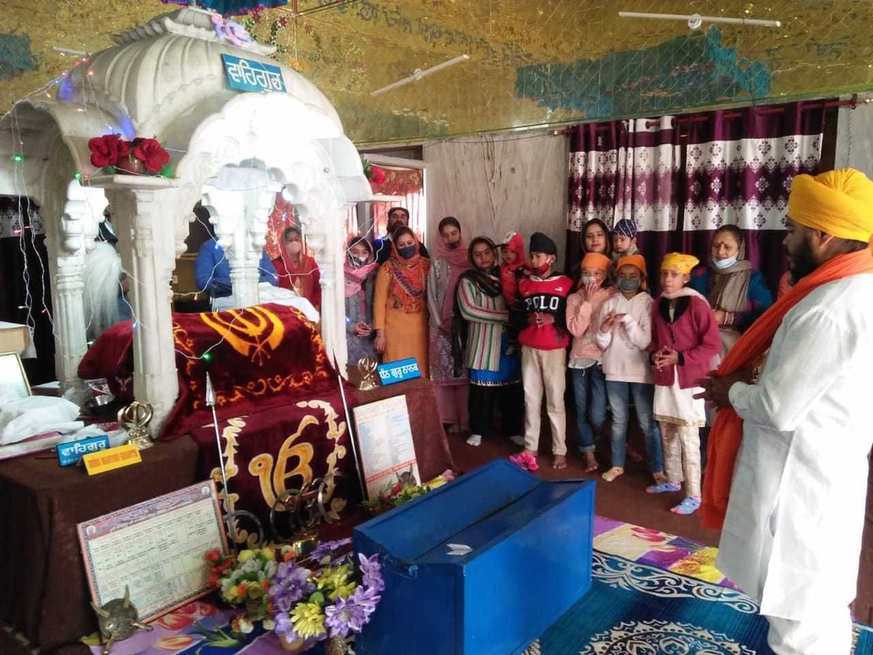Various programs on Guru Nanak Jayanti
