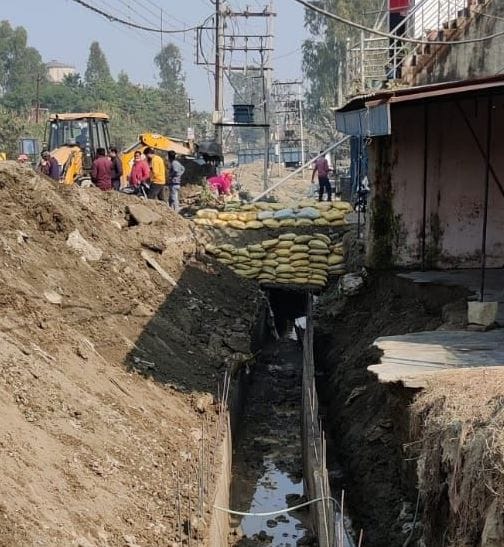 The drain became the cause of people's problems