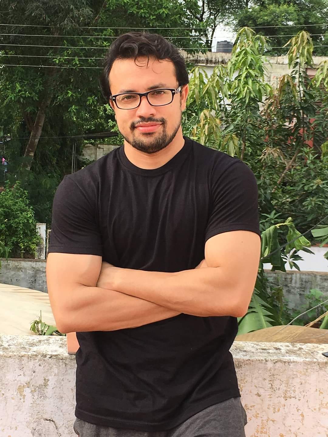 chhattisgarh sukma body builder district collector vinit nandanwar pictures went viral