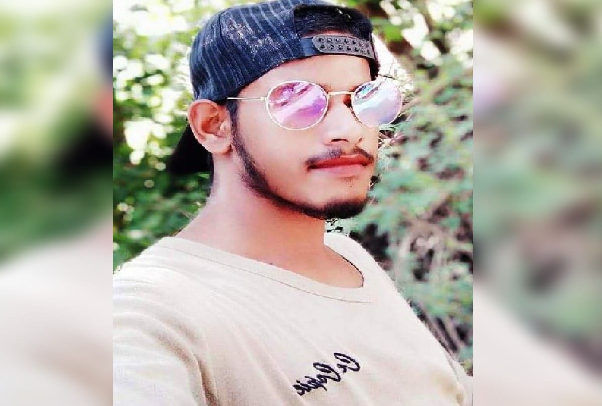 Bsc Student Died In Road Accident Firozabad