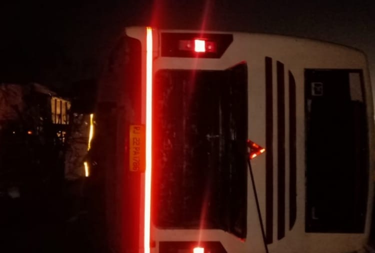 17 people are injured in road accident in Hisar