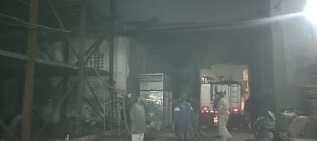 Fire broke out in grocery store near Tulip Tower