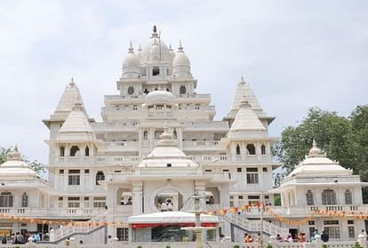 Dress code issued in Pagal Baba temple of Vrindavan Mathura