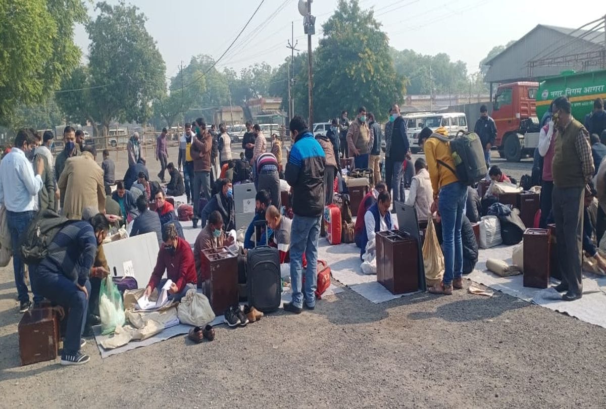 MLC election 2020: Polling Parties Leave For Polling Stations In Agra
