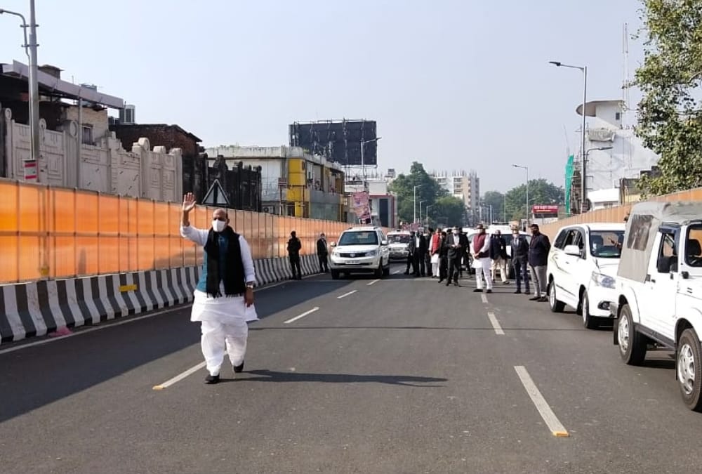 Defence Minister Rajnath singh inspects outer ring road in Lucknow.