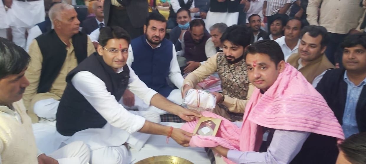 State government becomes villain for farmers: Deepender