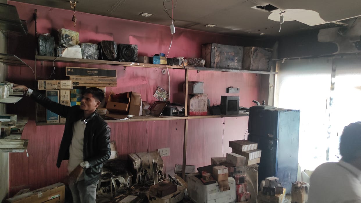 fire on electronics shop
