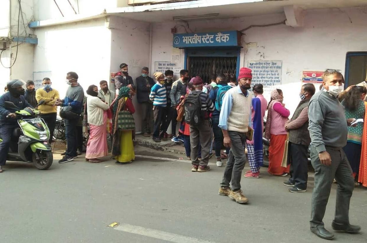bank opened after three days