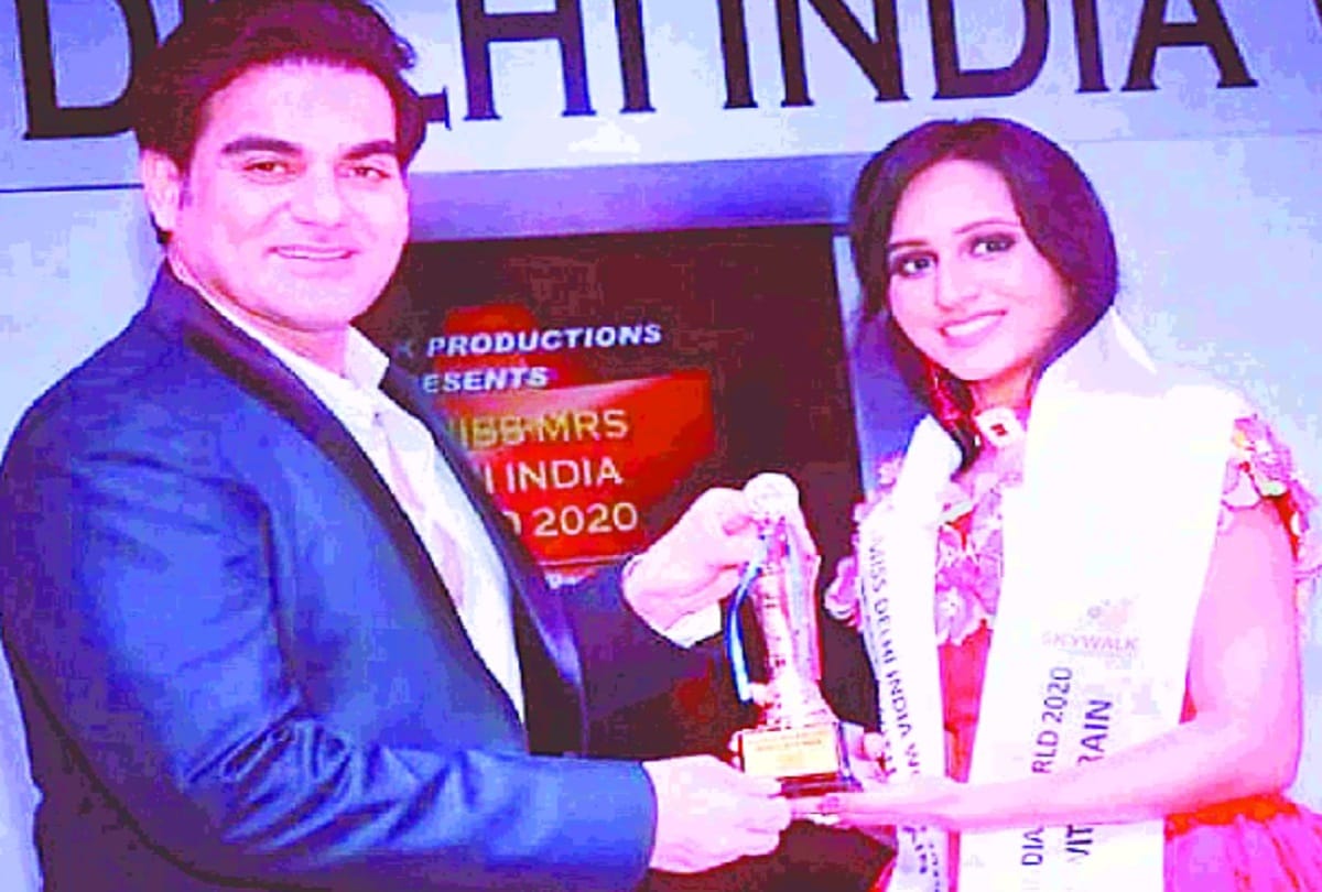 Delhi Deepti Shekhawat gets the title of Miss Delhi India World Beauty with Brain