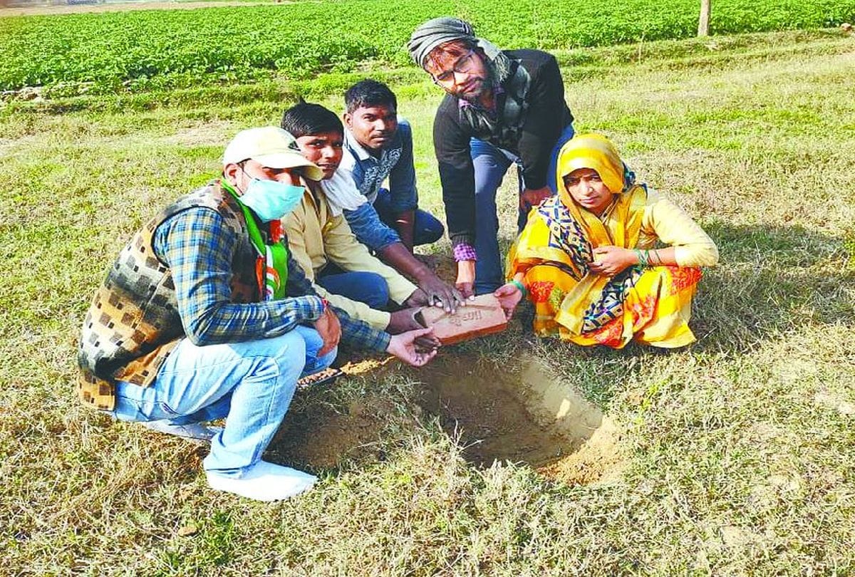 Pulwama Martyr Ram Vakeel Memorial Built By Family