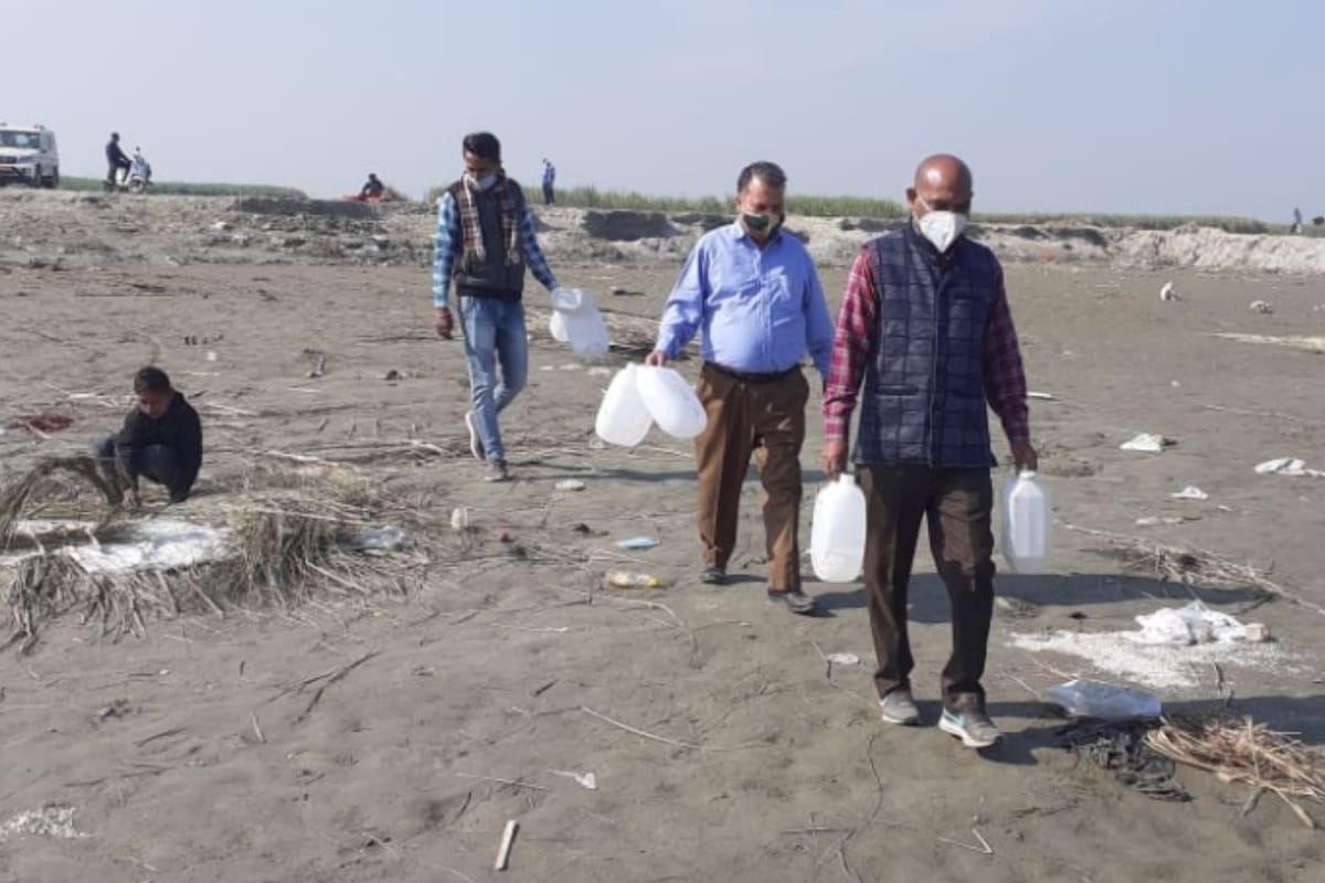 Exclusive: Water samples taken from Makhdumpur Ganga Ghat to check water quality