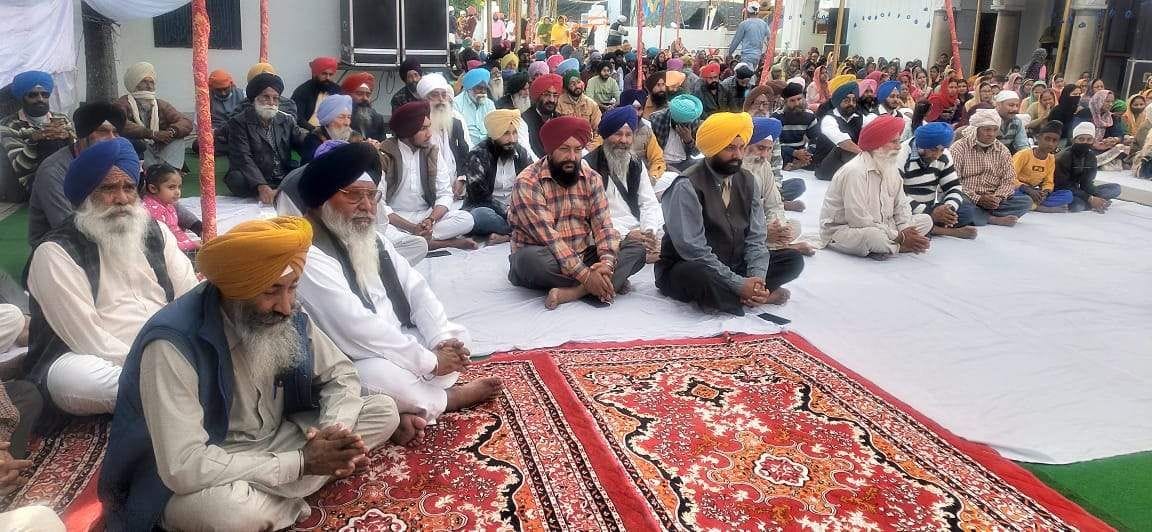 Light festival of seven celebrated Guru Nanak Dev of Sabad Kirtan