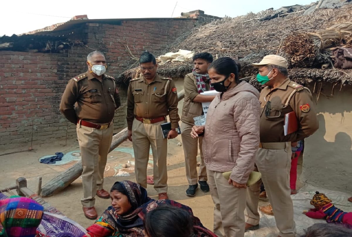 body of teenager and her lover found hanging in Shahjahanpur