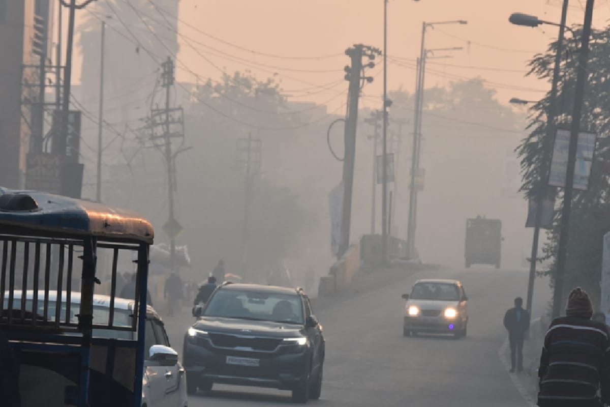 Environment Day: Meerut AQI level increased people took vehicles on the roads After Corona