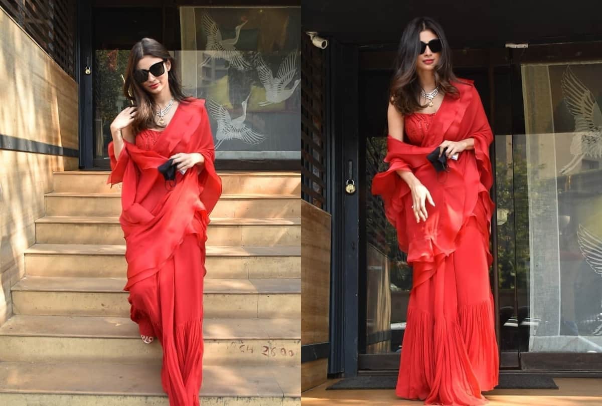 mouni roy spotted in red ruffle saree look gorgeous