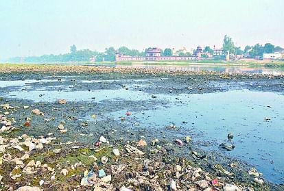 NGT directed to remove encroachment from 76 illegal colonies situated in Yamuna flood area in delhi