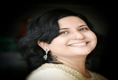 Baba Amte grand daughter Dr Sheetal Amte dies by suicide in Anandwan