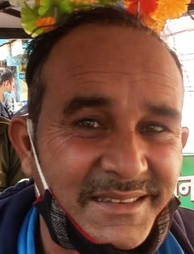 Atikur Rahman is doing real work with fake feet