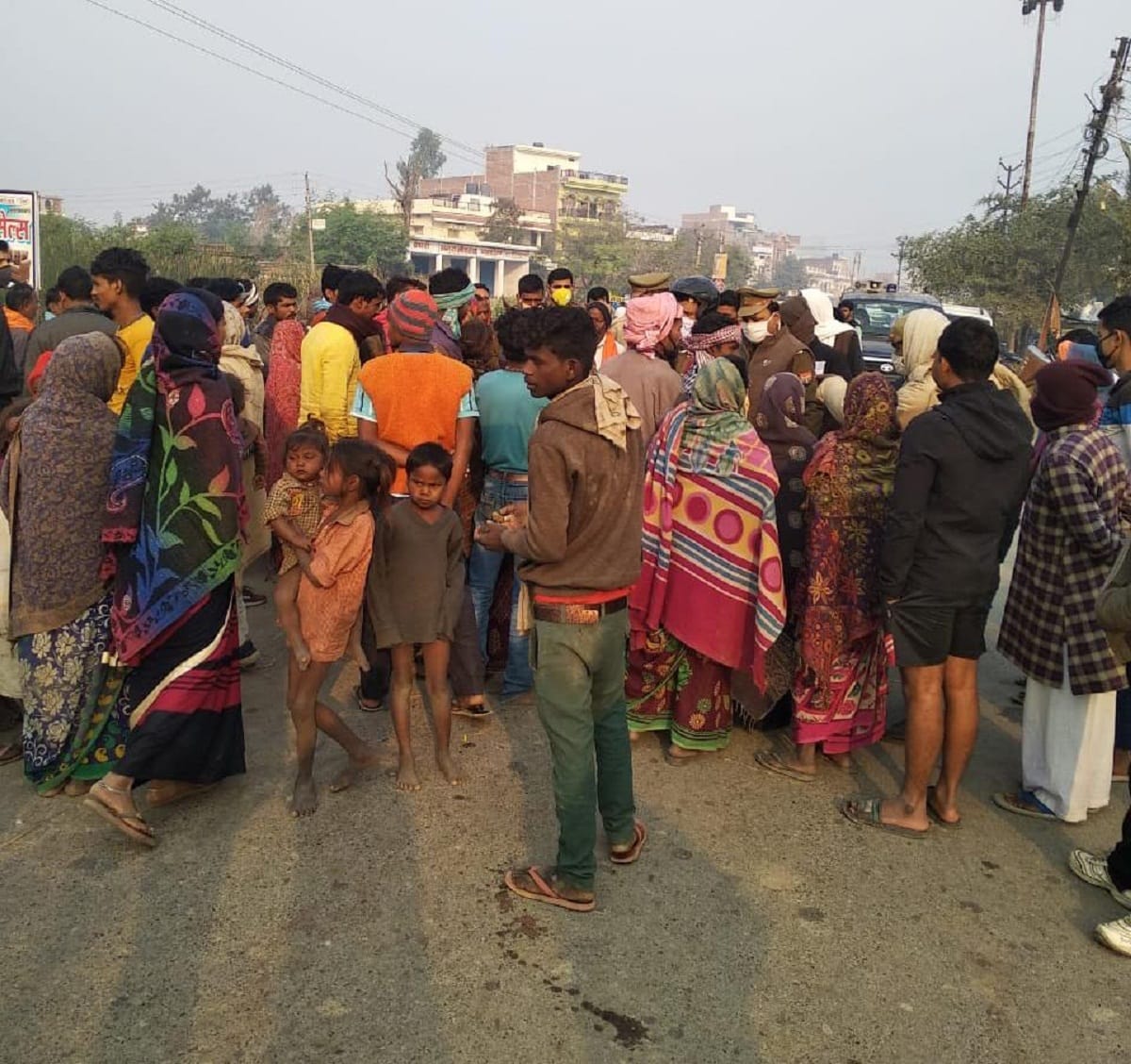 man died after hit bay run going for toilet car also overturned in chandauli up