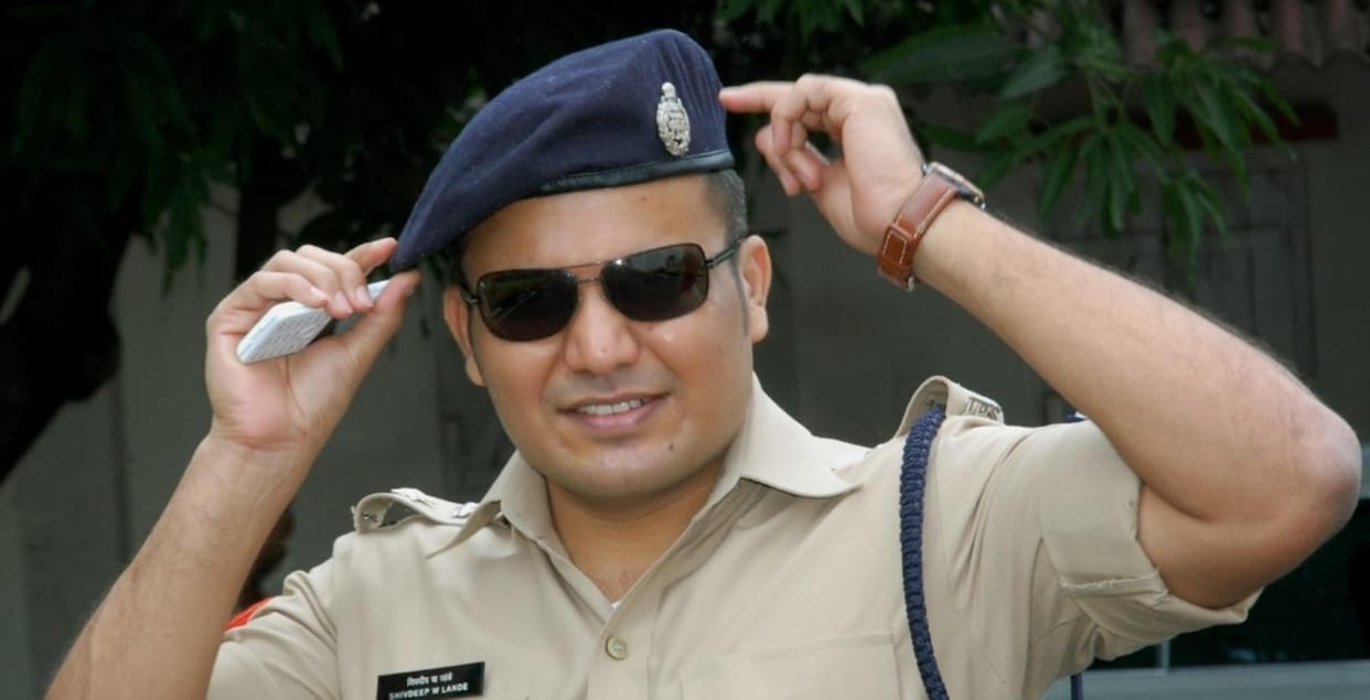 who is the IPS Shivdeep Lande, solved antilia case
