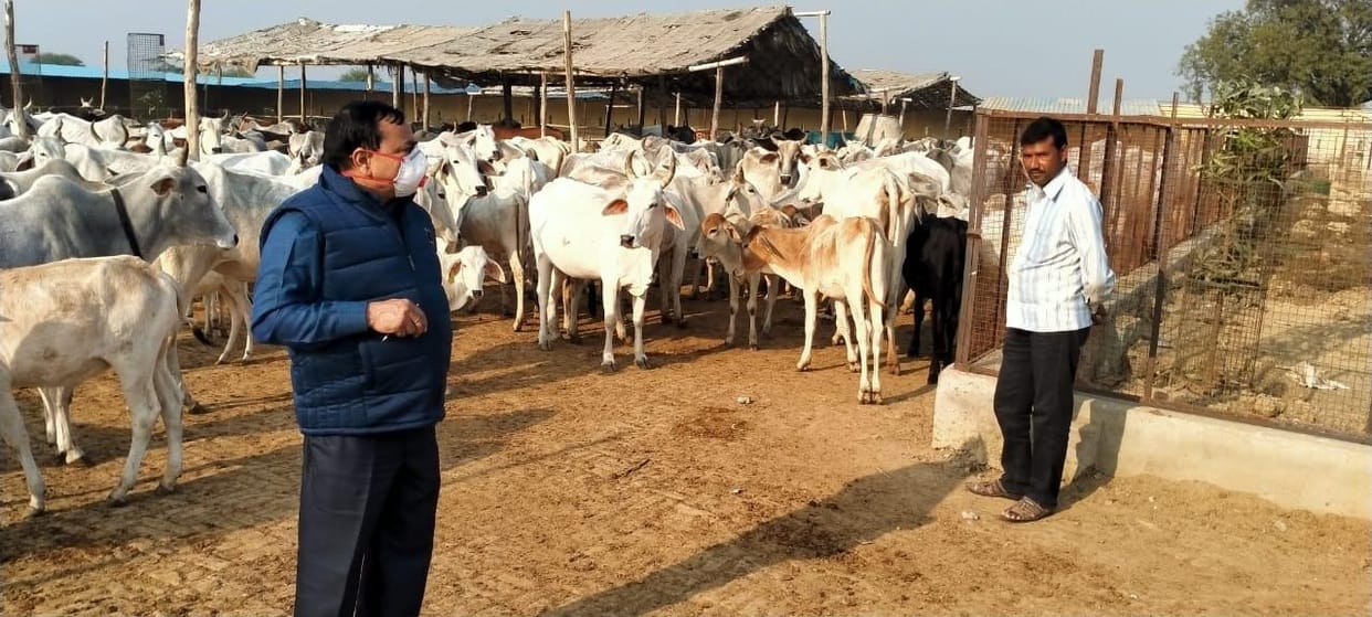 Sardi se bachao ka intezaam nahi, DM ne fatkara