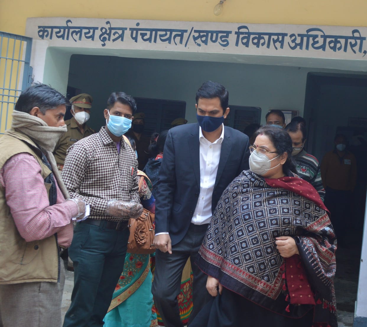 Hathras: Observer inspected polling booth arrangements