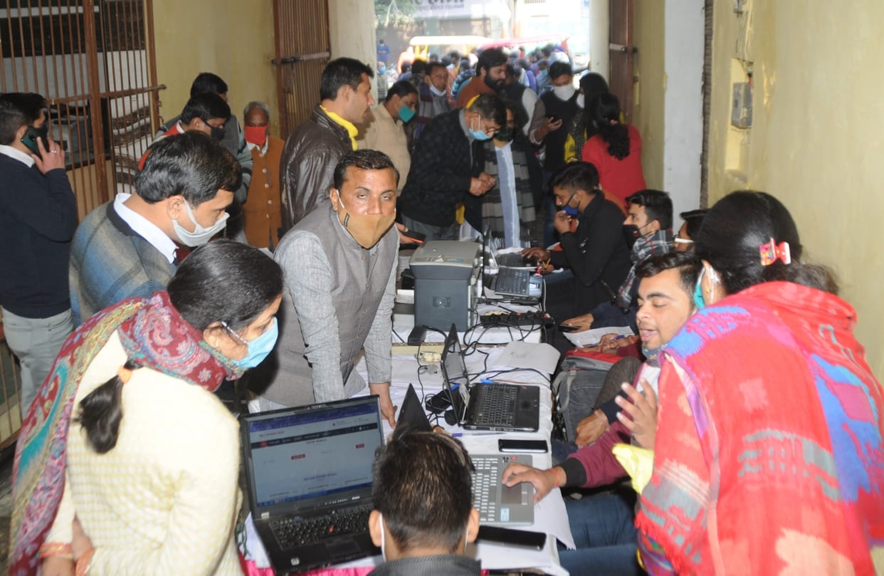 Voting went up by day, 70.92 percent voting on teacher post