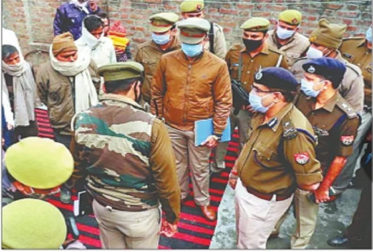 Accused husband killed wife and then Plotted robbery in moradabad
