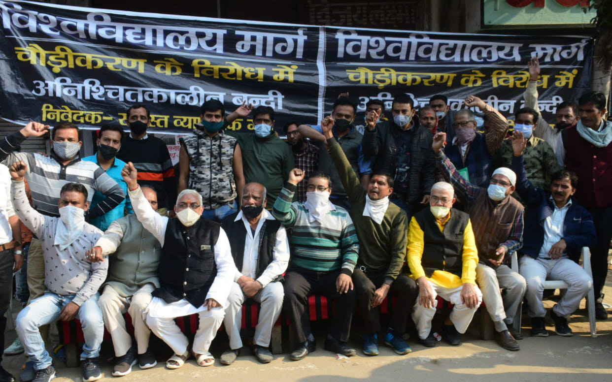 Memorandum submitted to Katra businessman, Deputy CM, MP on their demands