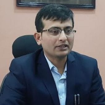 Madhya pradesh Rajgarh collector neeraj kumar imposed a fine on himself  after getting a complaint