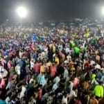 कांति गामित की पोती की सगाई में इस तरह जुटी थी भीड़