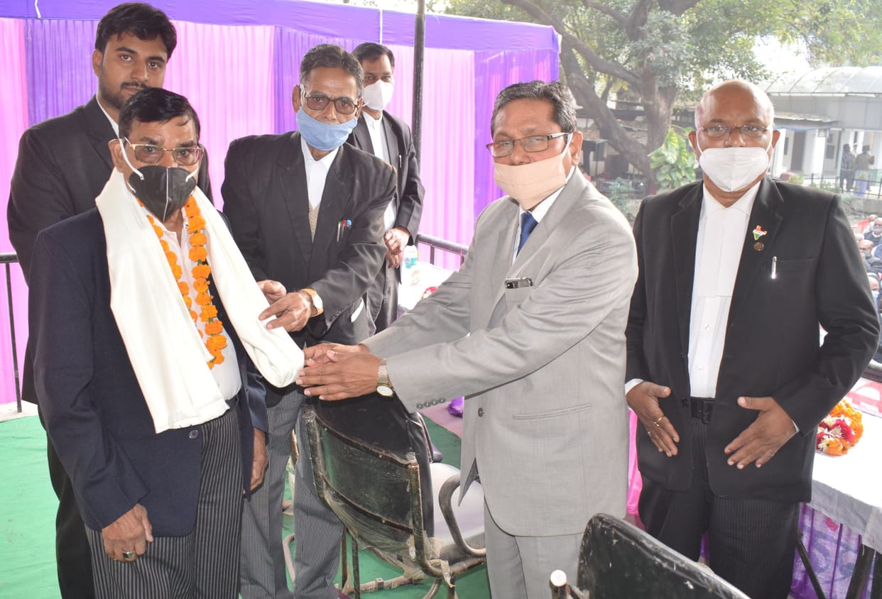 Advocate society should help poor and helpless people: District Judge