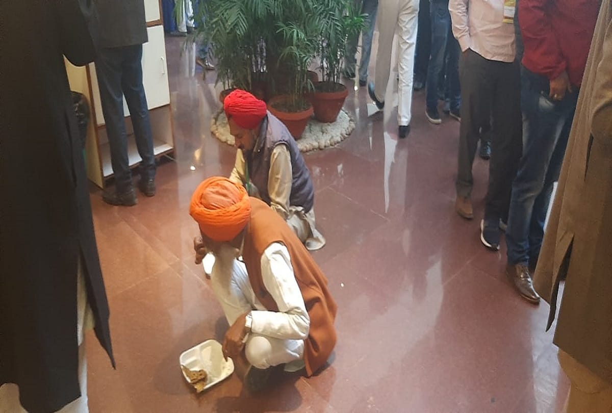 farmer refuse to have lunch provided by government at vigyan bhawan