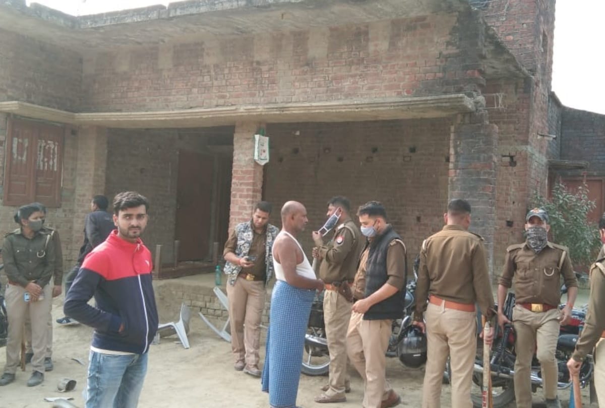 Constables and home guards injured in land dispute at deoria