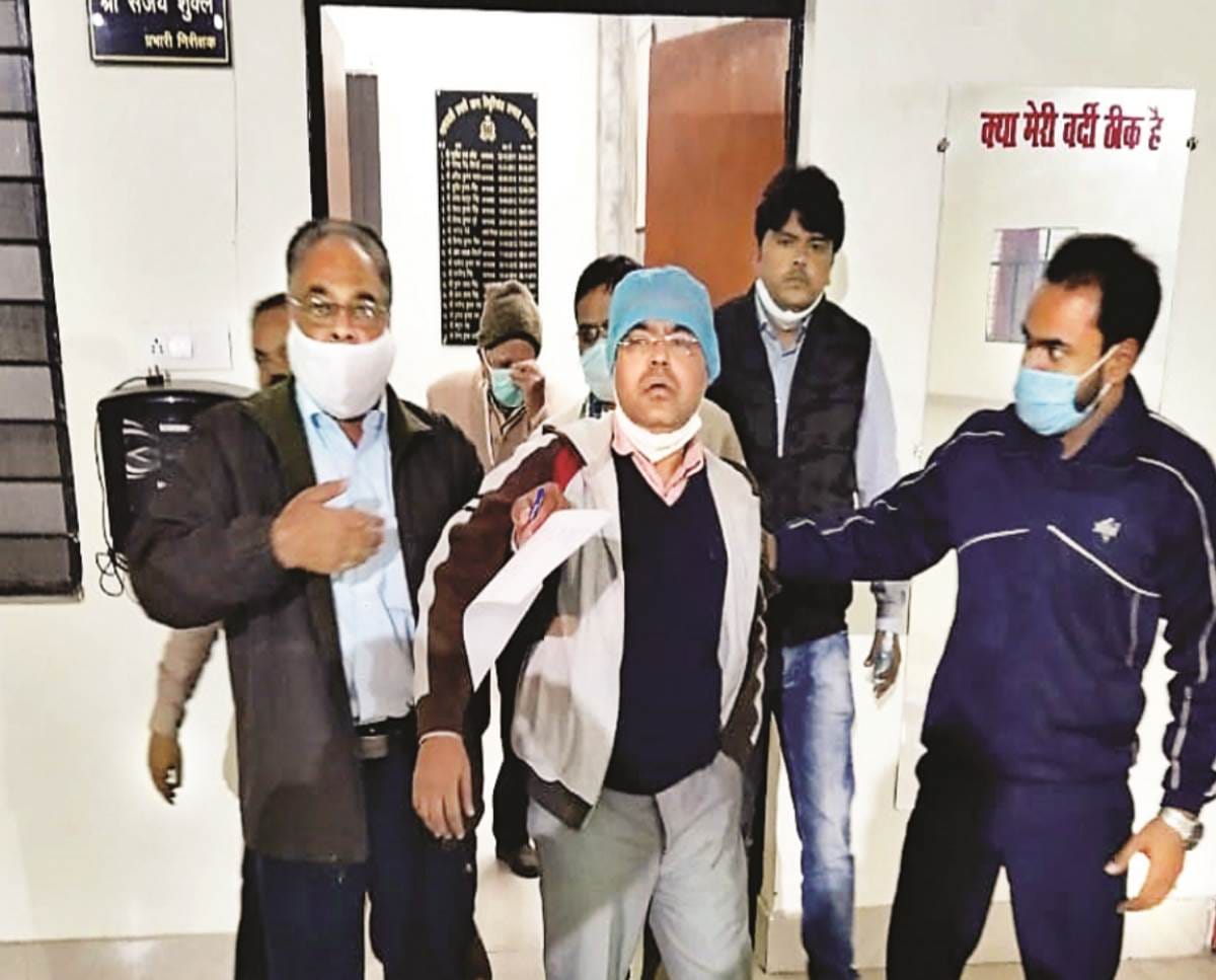 doctor kidnapped and beaten, demanded 30 lakh ransom