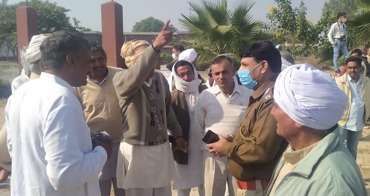 Khapans and farmers traveled to Delhi with vegetables, logistics, bedding and hookahs