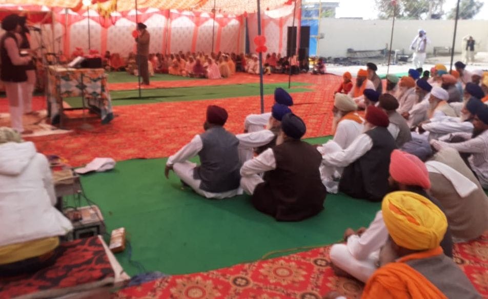 Shabad-kirtan made Sangat happy