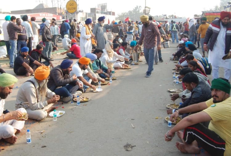 Today Kisan Andolan News : People are help farmers in Sonipat of Haryana