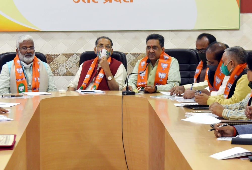 UP BJP incharge starts working on mission Uttar Pradesh.