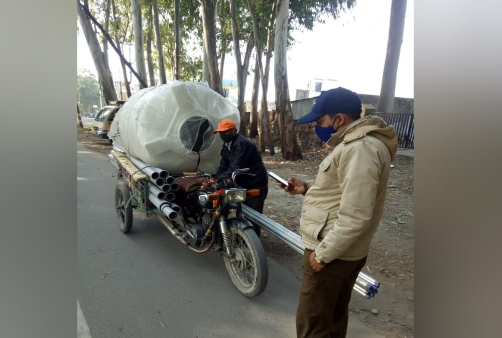 Uttarakhand RTO Enforcement Team Cutted Jugaad Vehicle during Campaign Photos